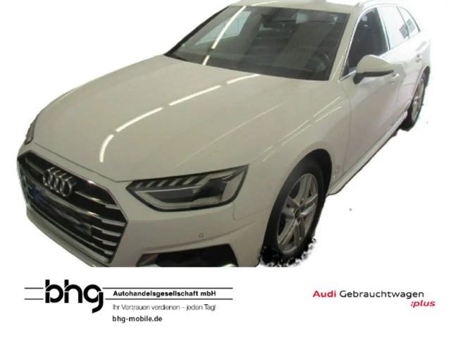 Audi A4 40TFSI quattro S tronic advanced AHK B+ 2023 Benzine