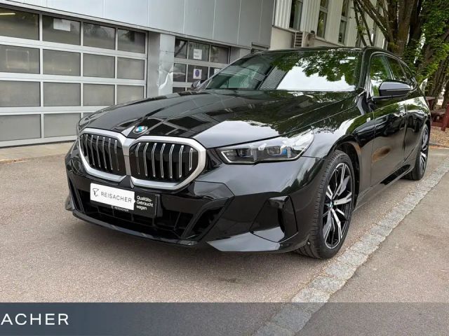 BMW 520 d xDrive Tou M Sport,Pano,AHK,DA+,HuD 2025 Diesel