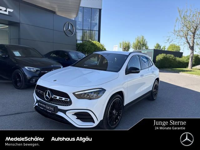 Mercedes-Benz GLA 200 GLA 200 AMG AHK NightP 20" KeylGo LED WinterP Dist 2025 Benzine