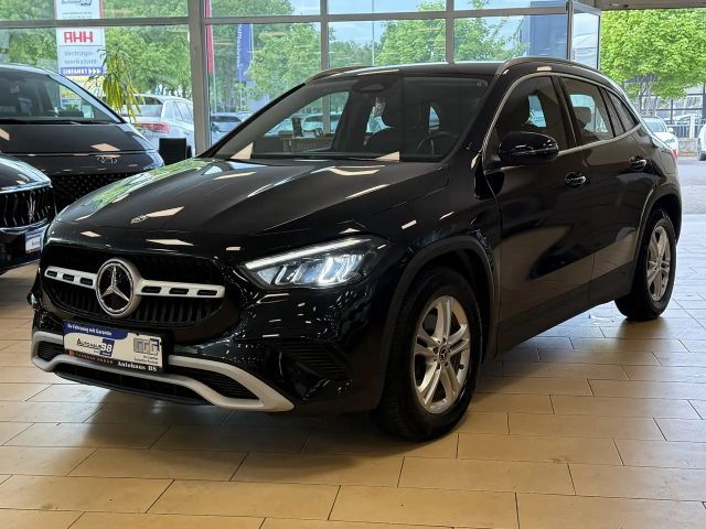 Mercedes-Benz GLA 180 MBUX*Navi*R.Cam*Teilleder*dig.Cockpit 2024 Benzine