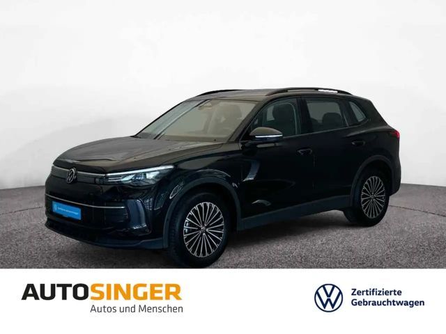 Volkswagen Tiguan Life 1.5 eTSI DSG *AHK*LED*R-CAM*ACC*NAV* 2025 Benzine