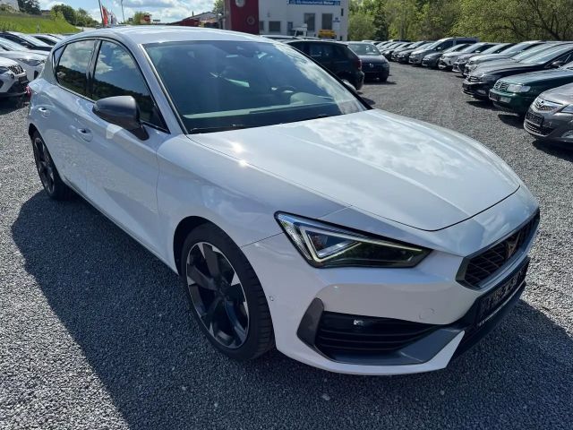Cupra Leon 1.5 eTSI *DSG*PDCHI+VO+KAMERA*MATRIX-LED*AC 2022 Benzine