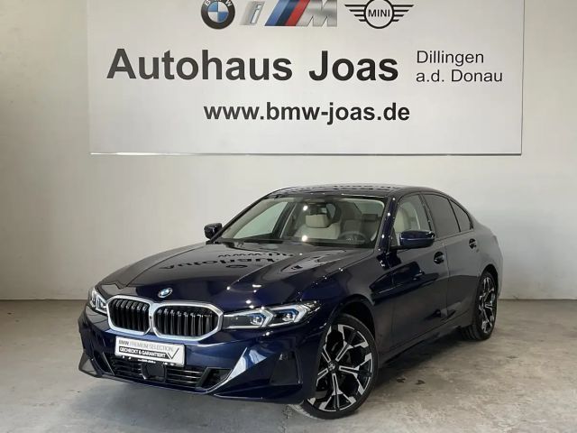 BMW 320 i xDrive 19" LMR | Sportsitze | Standheizung 2025 Benzine