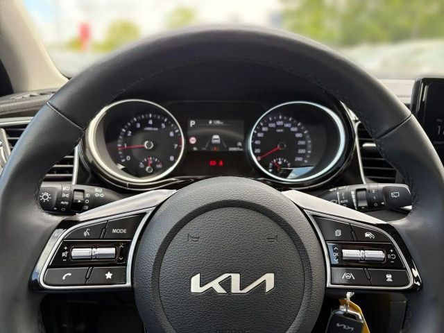 Kia Ceed / cee'd