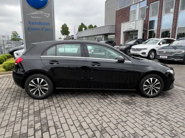 Mercedes-Benz A 180 A 180d Lim. Business Park Paket & LED HIGH Perf. 2023 Diesel