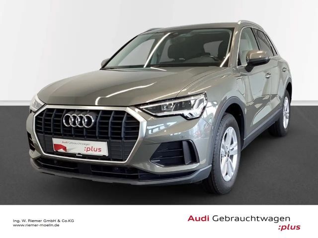 Audi Q3 45TFSI e S tronic ACC LED Navi AHK PDCv+h SHZ 2021 Hybride / Benzine