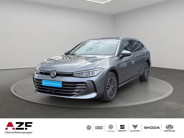 Volkswagen Passat Variant Elegance 2.0 TDI SCR DSG 2025 Diesel