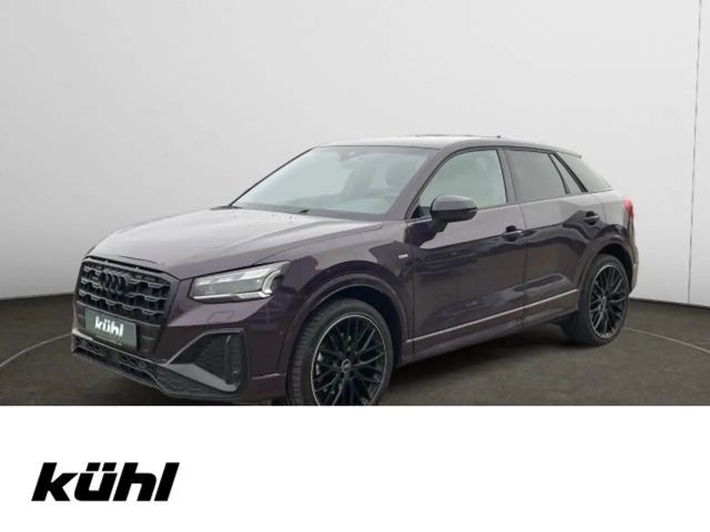 Audi Q2 2.0 TFSI quattro S line Navi,AHK,Matrix,LM19, 2024 Benzine