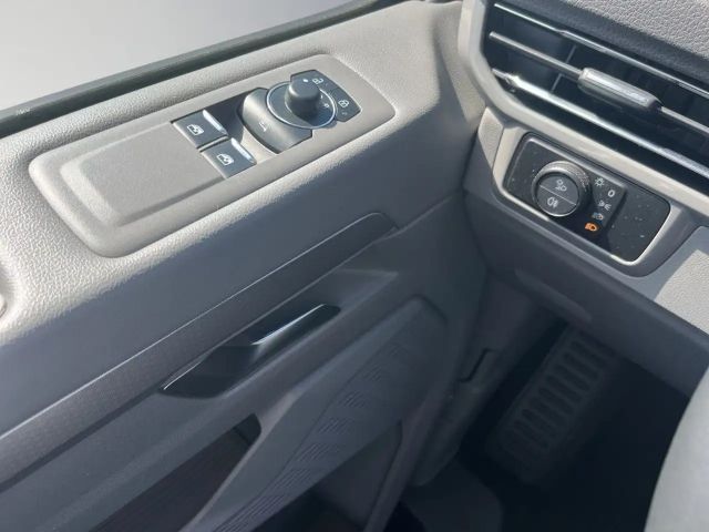 Volkswagen T7 Caravelle