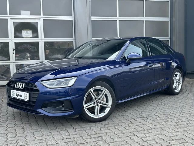 Audi A4 Lim. 40 TDI quattro LED AHK Shz Navi advanced 2023 Diesel