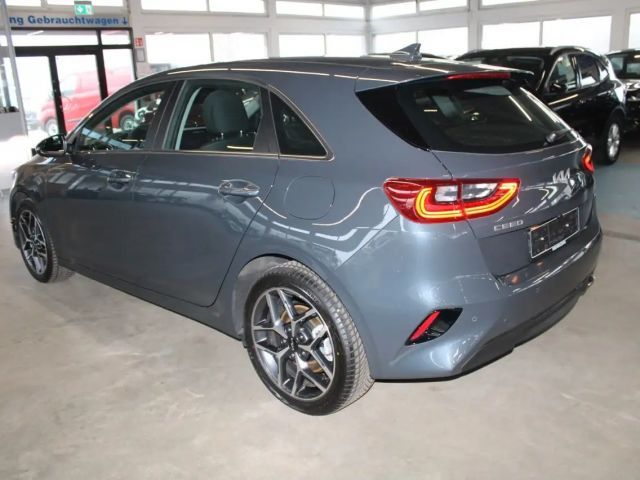 Kia Ceed / cee'd