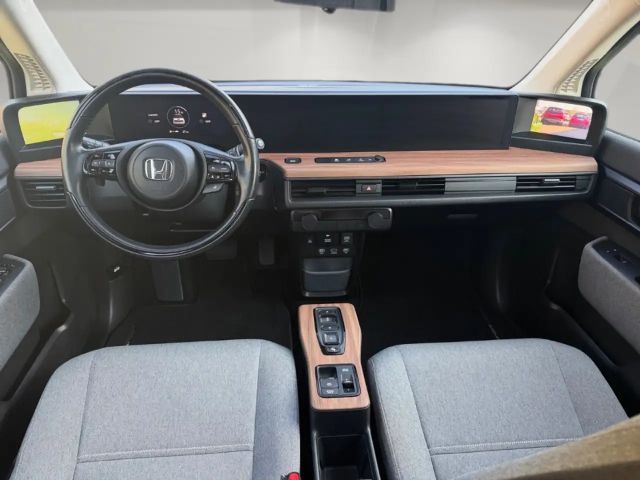 Honda e