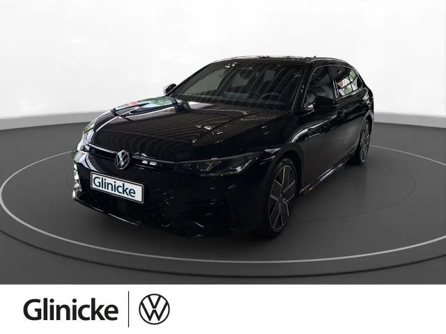 Volkswagen Passat R-Line 2.0 TSI (265 PS) DSG 4Motion | AHK 2026 Benzine