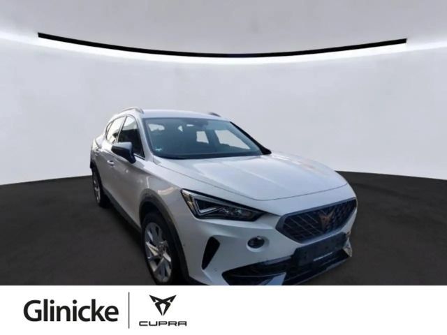 Cupra Formentor 1.4 DSG e-Hybrid Navi SiHz LED Keyless 2024 Hybride / Benzine