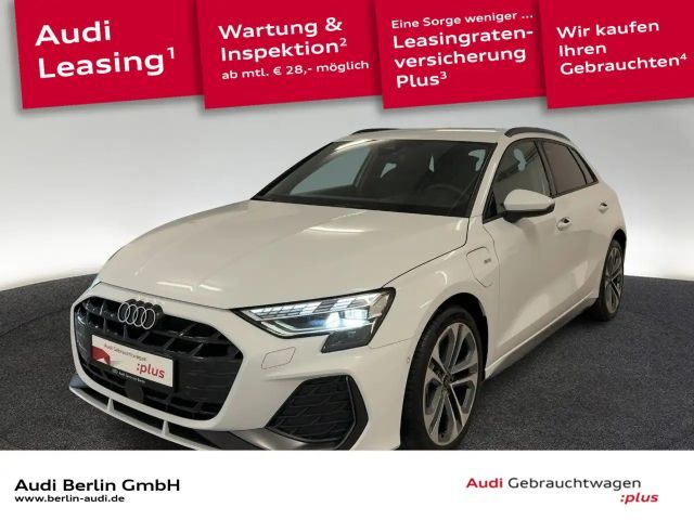 Audi A3 TFSI e S line 40 e S tr. AHK HUD 2025 Hybride / Benzine