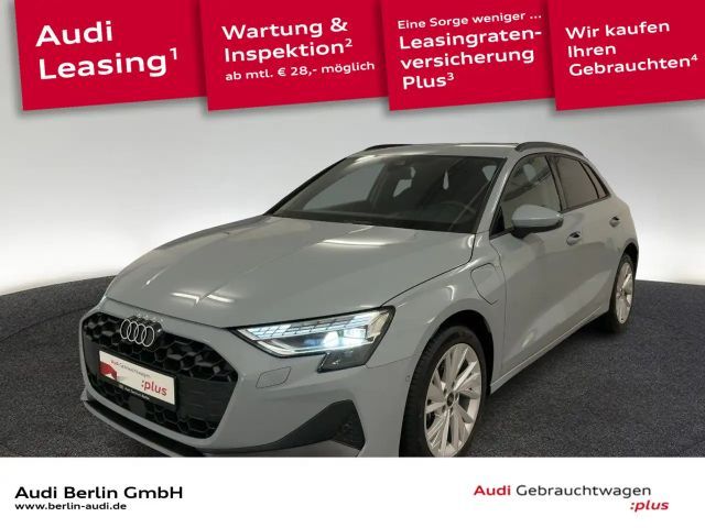 Audi A3 TFSI e 40 e S tr. PDC AHK LED RFK 2025 Hybride / Benzine