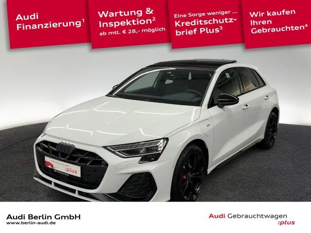 Audi A3 S line 45 TFSI e S tr. PANO RFK 2025 Hybride / Benzine
