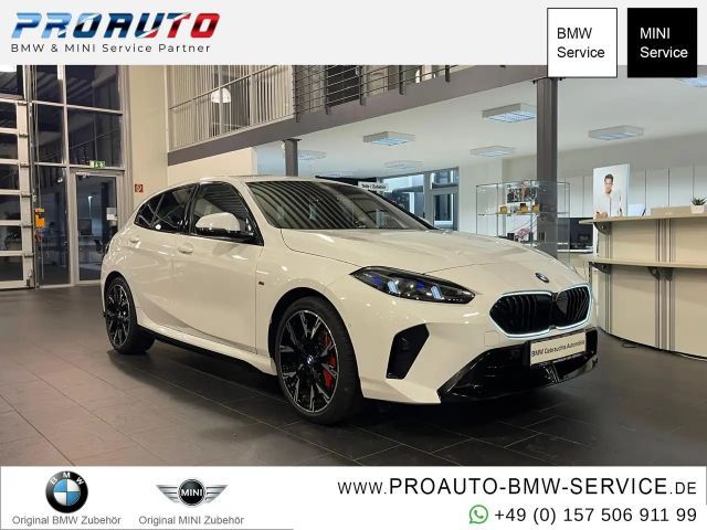 BMW 120 i M Sport Pro PANO/HUD/Kom.Zg/Dr.As+/19"/360° 2025 Benzine