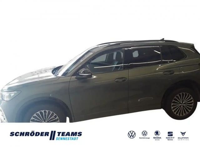 Volkswagen Tiguan R-Line 2,0 l TSI OPF 4MOTION 195 kW (265 PS) 7-... 2025 Benzine