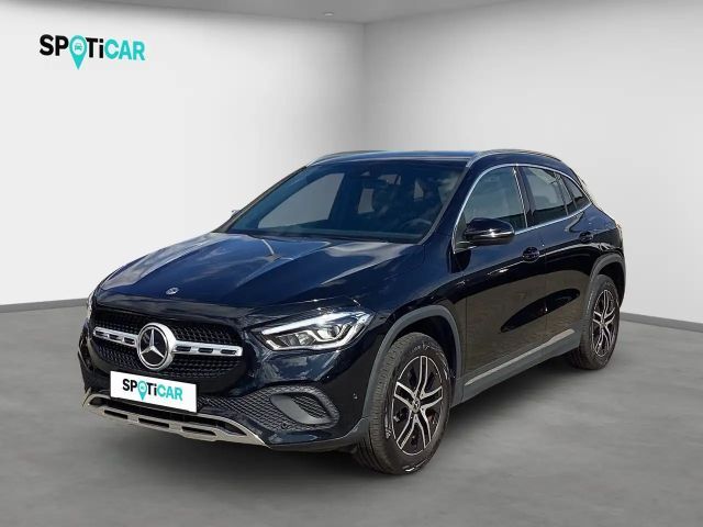 Mercedes-Benz GLA 250 GLA 250 e (247.786) 2023 Hybride / Benzine