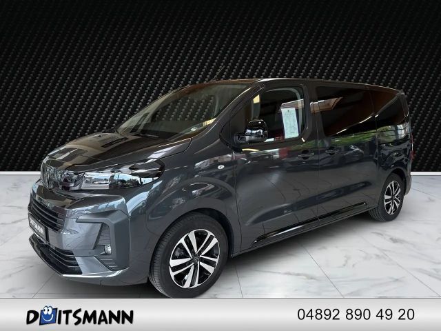 Peugeot Traveller