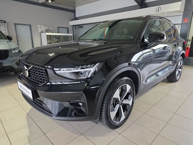 Volvo XC40 B4 Plus Dark ACC BLIS 360° Leder Pixel-LED 2024 Benzine