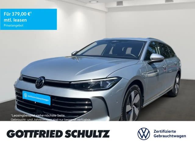Volkswagen Passat Variant 1.5 TSI eHybrid DSG Elegance Navi LED AHK Leichtme 2025 Hybride / Benzine