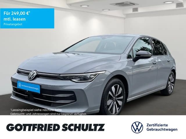 Volkswagen Golf VIII 1.5 eTSI DSG Goal Navi LED AHK 2025 Benzine