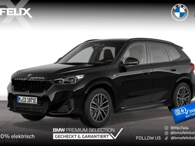 BMW iX1 xDrive30 M SPORTPAKET+HEAD UP+HARMAN/KARDON+ 2023 Elektrisch