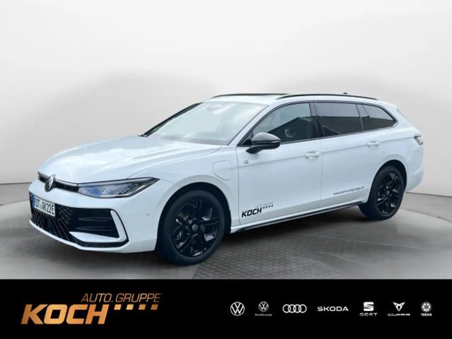 Volkswagen Passat Variant 1.5eHybrid R-Line DSG Navi LED Pa 2024 Hybride / Benzine