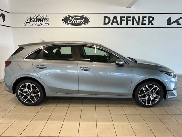 Kia Ceed / cee'd