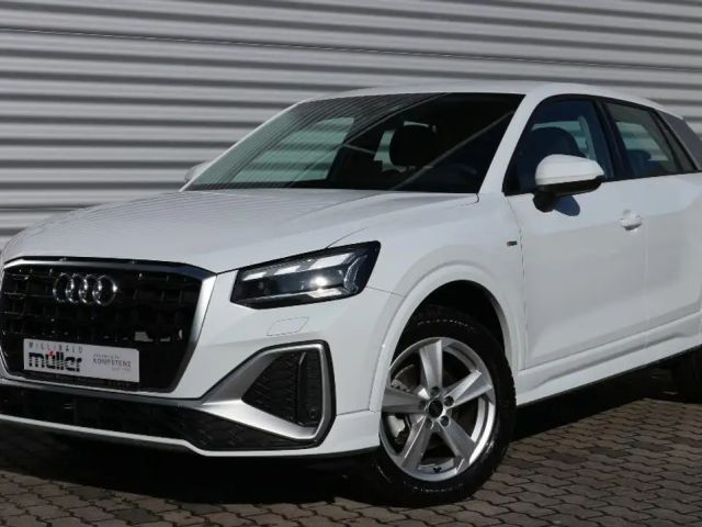 Audi Q2 S line Matrix, Assistenz u.v.m. 2025 Benzine