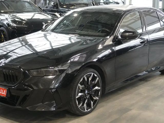 BMW 520 d xDrive M-SPORTPAKET*UVP 94 Tsd* VOLL* 2024 Diesel