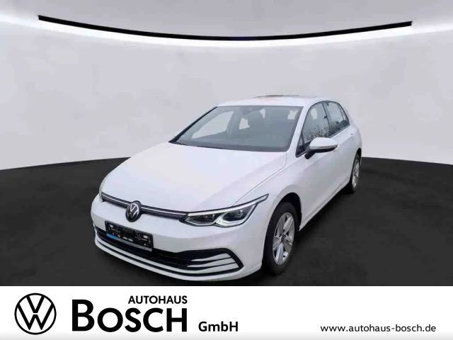 Volkswagen Golf VIII 1.5 TSI Life Navi RFK SHZ ACC LED Klima 2023 Benzine