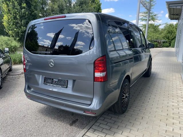 Mercedes-Benz V 250
