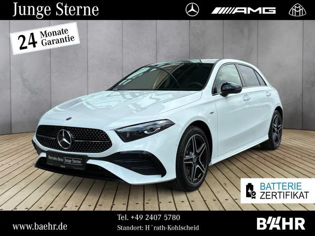 Mercedes-Benz A 250 A 250 e AMG+Night/MBUX/Multibeam/360°/Pano/LMR18 2025 Hybride / Benzine