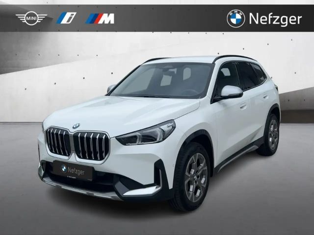 BMW X1 sDrive18i xLine Park-Assistent LED AHK Komfortzuga 2022 Benzine