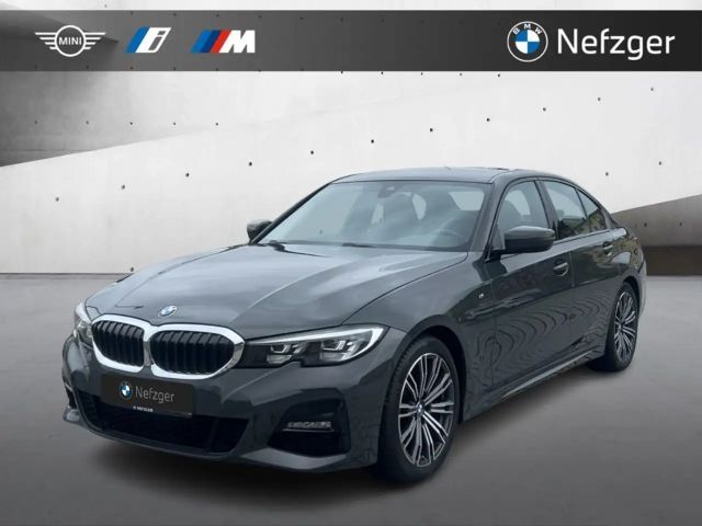 BMW 318 i Limousine M Sport PDC LED Ambiente 2022 Benzine