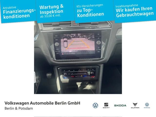 Volkswagen Tiguan 1.5 TSI Life LED AZV ACC P-Dach Connect 2023 Benzine