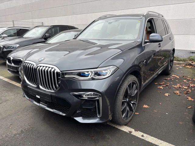 BMW X7 40d M Sport SKY LOUNGE 360 SOFT-CLOSE H&K AHK 2022 Diesel