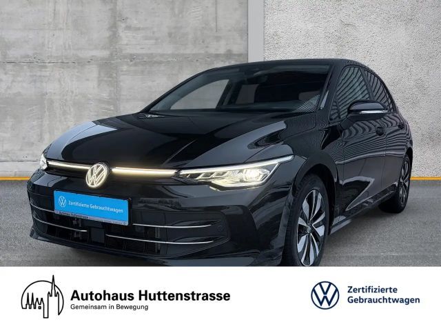 Volkswagen Golf VIII 1.5 eTSI DSG Goal MATRIX KAMERA AHK 2025 Benzine