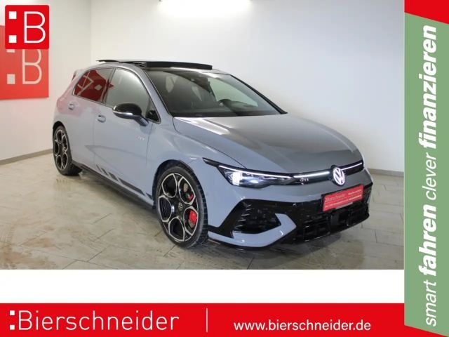 Volkswagen Golf GTI 8 2.0 TSI DSG Clubsport PA Black Style MATRIX PANO 2025 Benzine