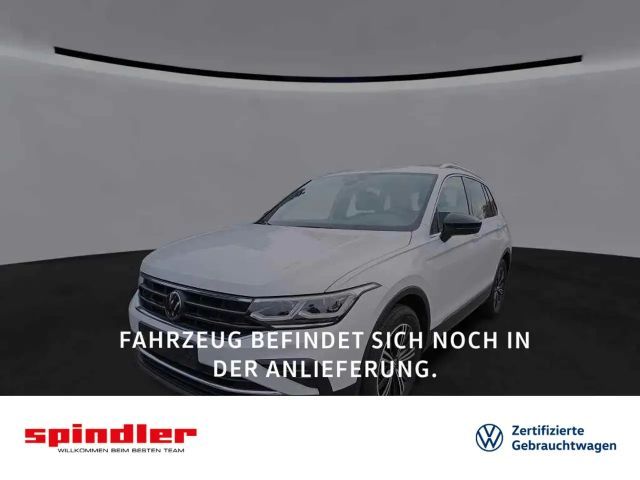 Volkswagen Tiguan Move 2.0 TDI DSG / IQ.Drive, Matrix, AHK 2023 Diesel