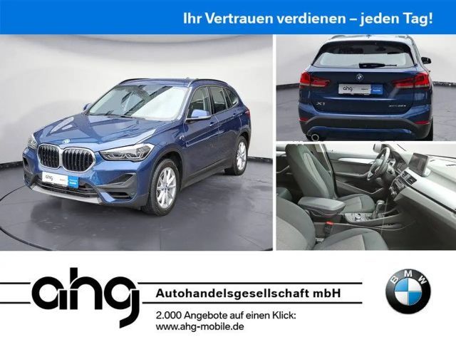 BMW X1 xDrive25e Advantage *Navi*Memory*Kam.*LED*HUD 2022 Hybride / Benzine