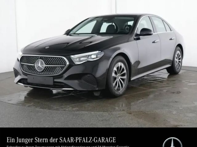 Mercedes-Benz E 200 E 200 LIM AVANTGARDE*AMB*MEMORY*DIST*CARPLAY*360 2025 Benzine