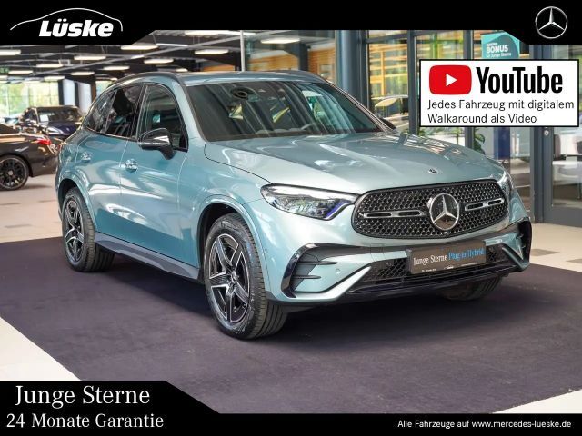 Mercedes-Benz GLC 300 GLC 300 de 4M AMG Line Night verdesilber AIR AHK 2025 Hybride / Diesel