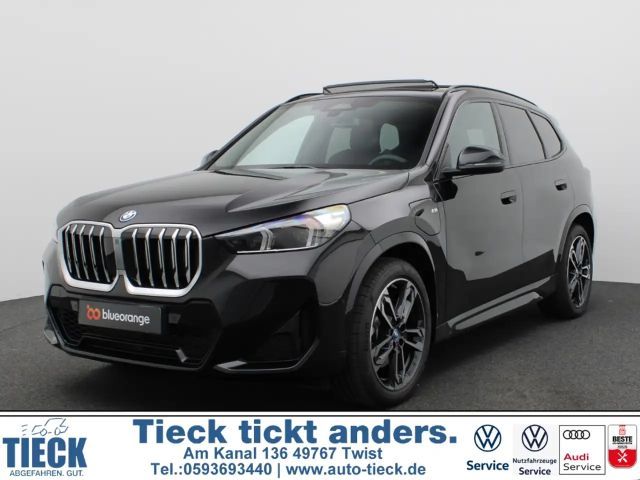 BMW X1 25 e xDrive M Sport AHK Pano Navi LED Dig. Cockpit 2026 Hybride / Benzine