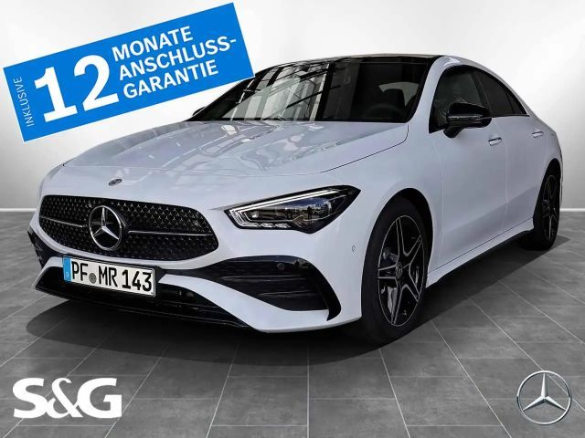 Mercedes-Benz CLA 200 Coupé AMG MBUX+360°+M-LED+Pano+Distronic 2025 Benzine