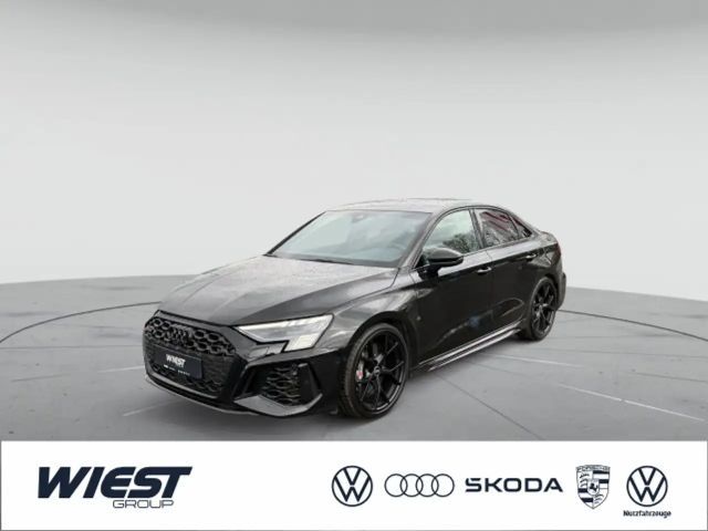 Audi RS3 TFSI S tronic Dynamikpaket+ Keram 2023 Benzine