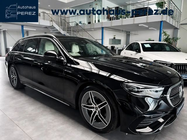 Mercedes-Benz E 450 E 450 T 4M AMG PREMIUM-SUPERSCREEN-AHK-ab 3,99%! 2023 Benzine